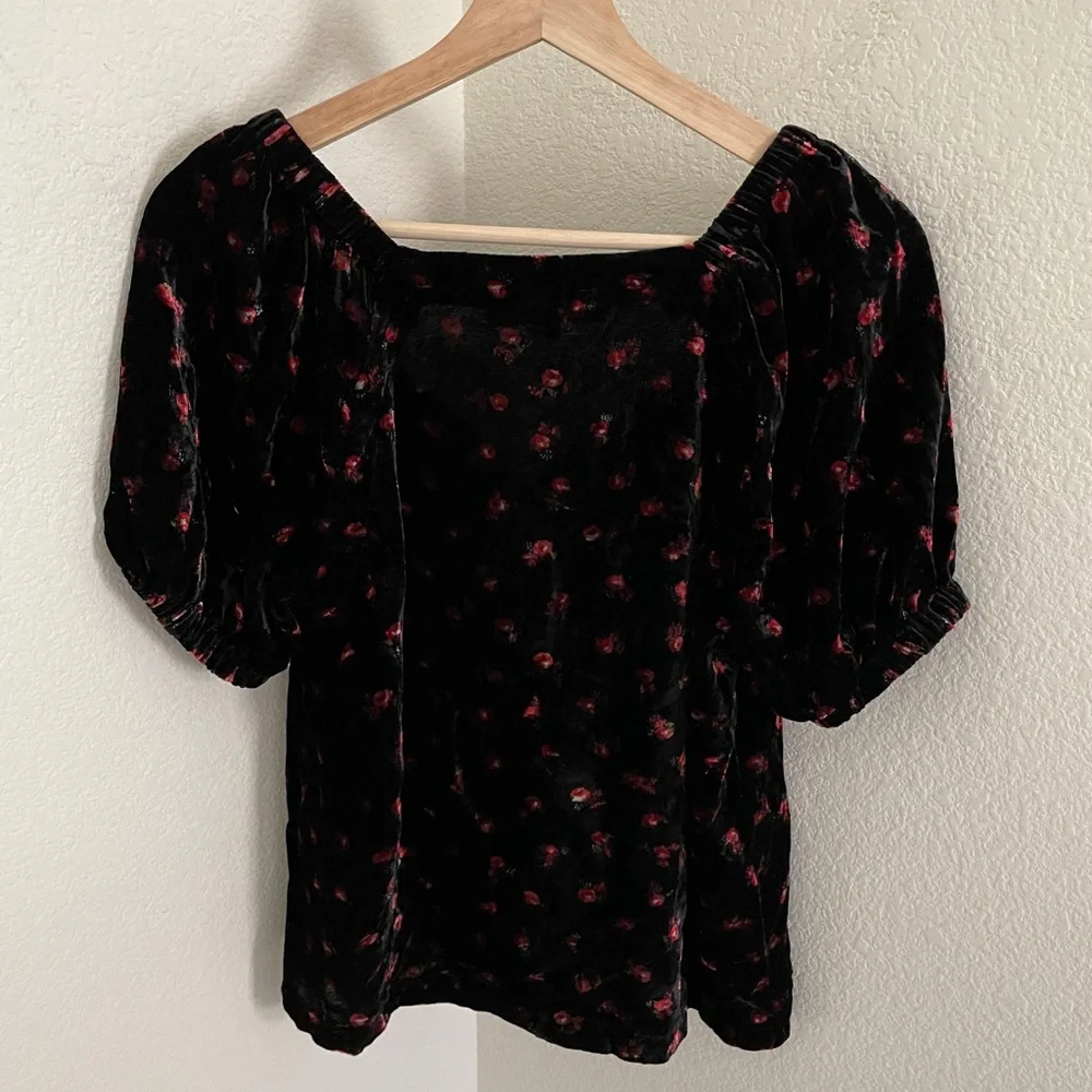 LOFT Floral Velvet Puff Sleeve Top Black size S